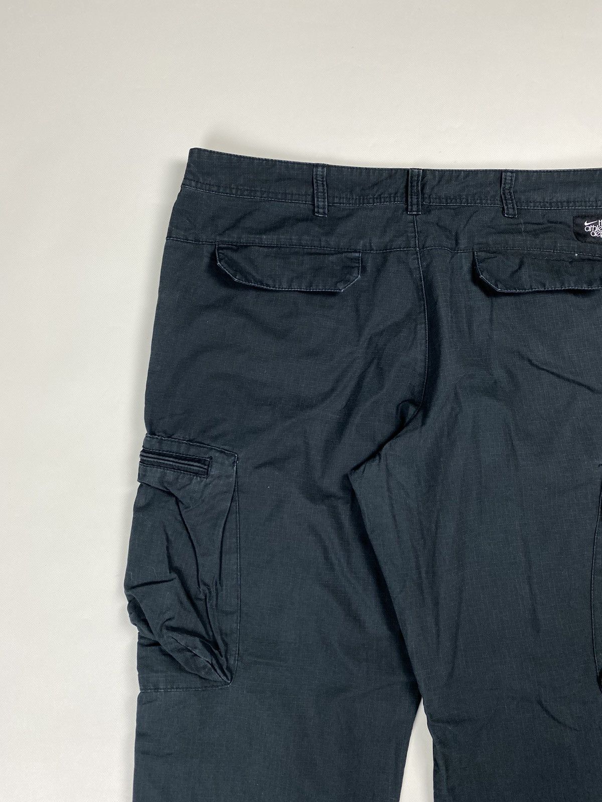 Nike Nike vintage Y2K men’s ripstop cargo pants trousers Size US 33 - 23 Thumbnail
