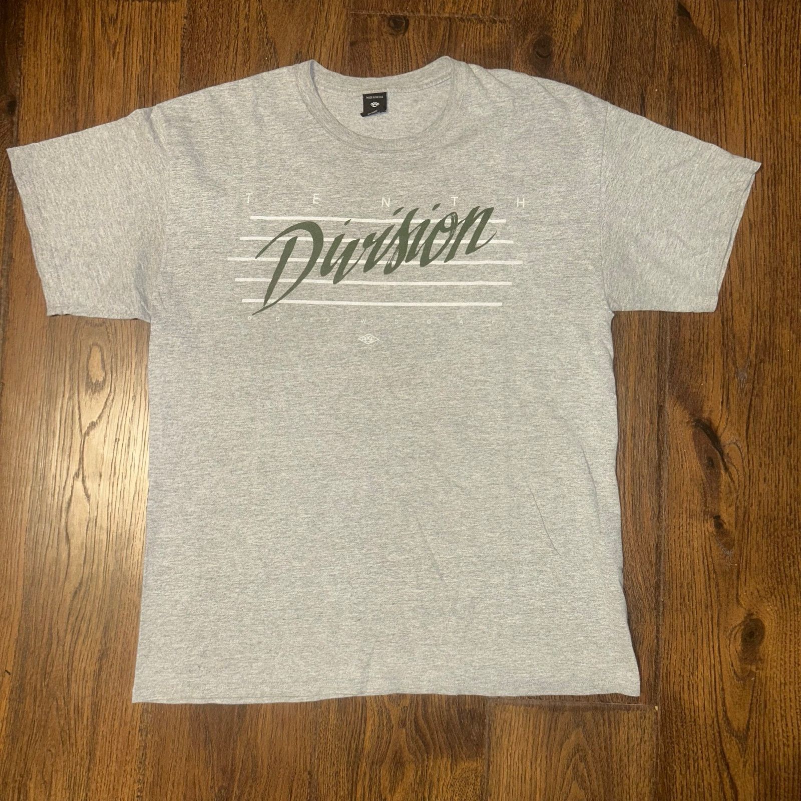 10 Deep 10 Deep "Tenth Division" shirt Size US L / EU 52-54 / 3 - 1 Thumbnail