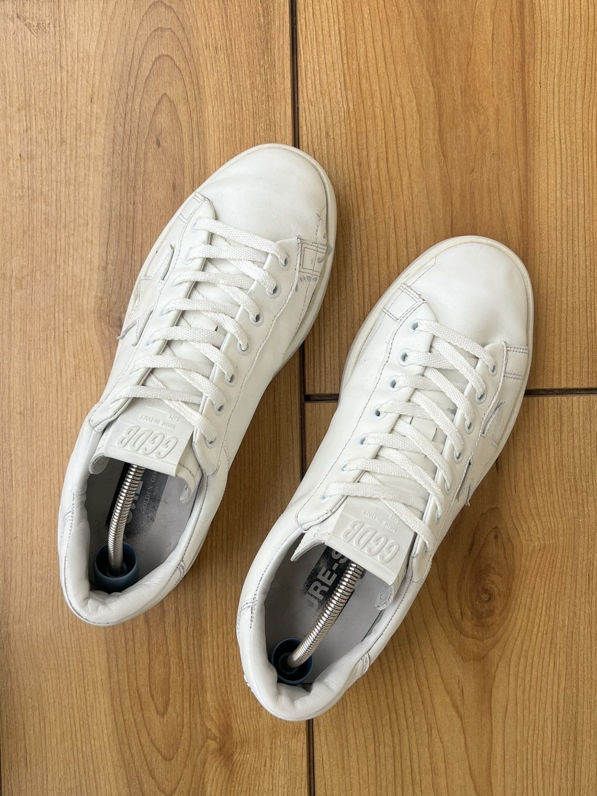 Golden Goose Pure Star Sneaks Size US 9 / EU 42 - 1 Thumbnail