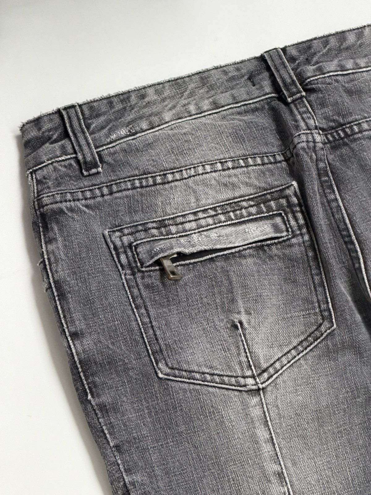 Balmain BALMAIN Decarnin FW2010 Flared Biker Buttoned Ripped Jeans Size US 28 / EU 44 - 23 Thumbnail