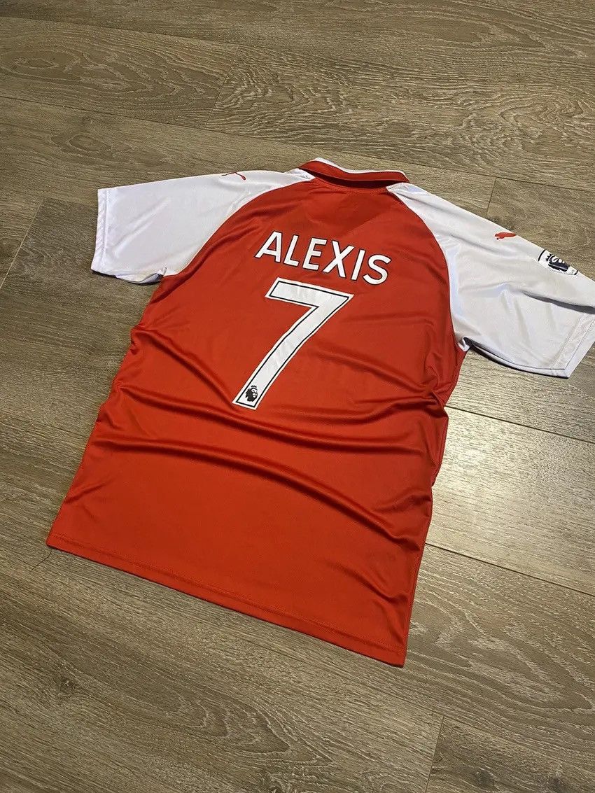 Puma × Vintage Puma Arsenal Fly Emirates 2017-2018 Alexis Sanchez Size M Size US M / EU 48-50 / 2 - 13 Thumbnail