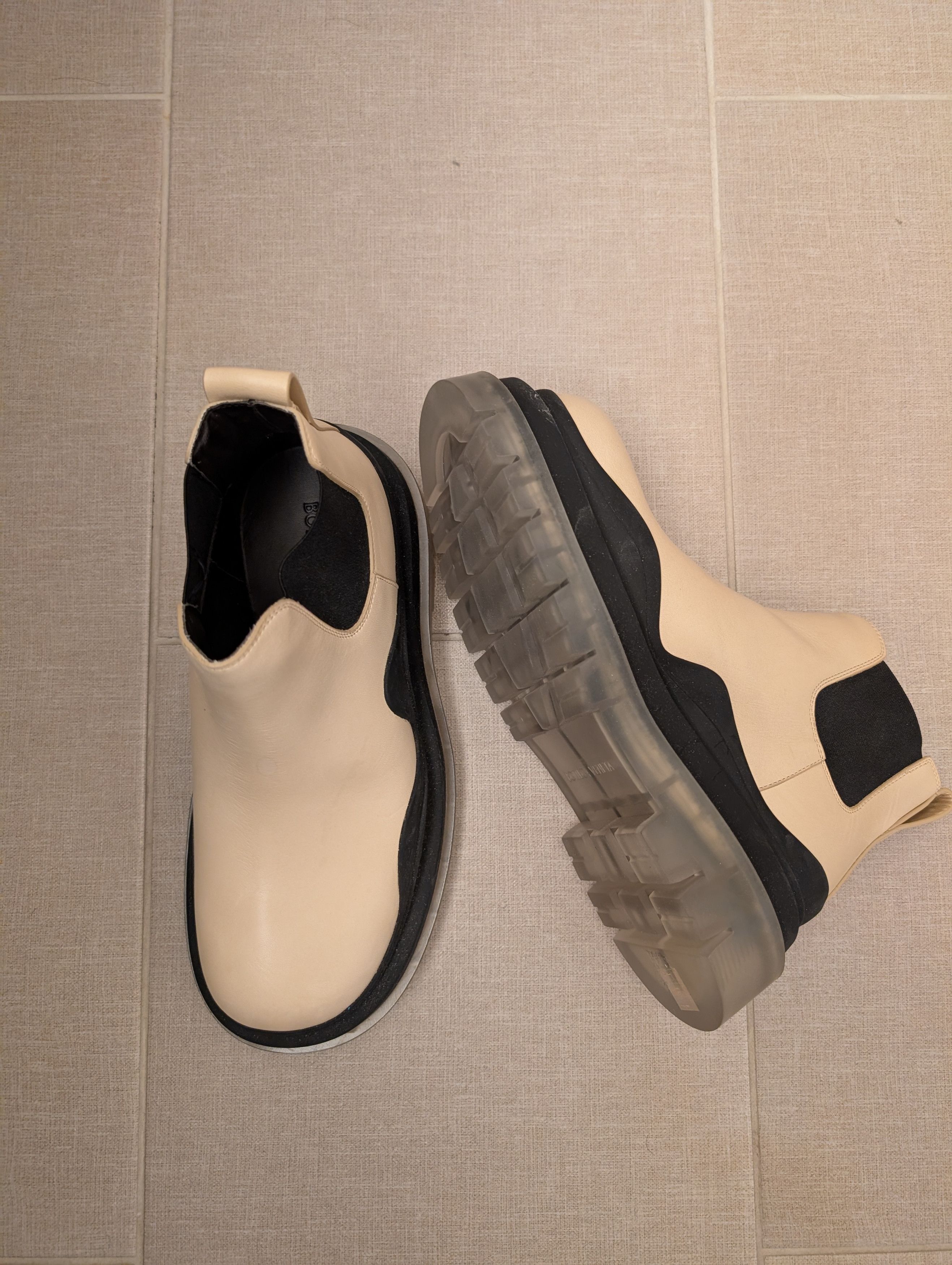 Bottega Veneta Bottega Veneta Tire Chelsea Boots - Off White/Clear Size US 6.5 / EU 39-40 - 5 Thumbnail