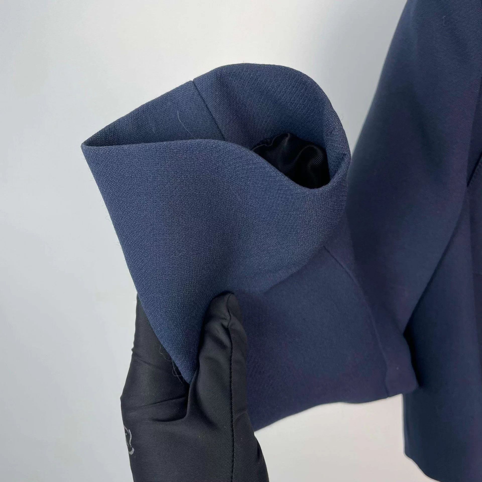 Prada Prada short jacket navy blue 38 Size XS / US 0-2 / IT 36-38 - 9 Thumbnail