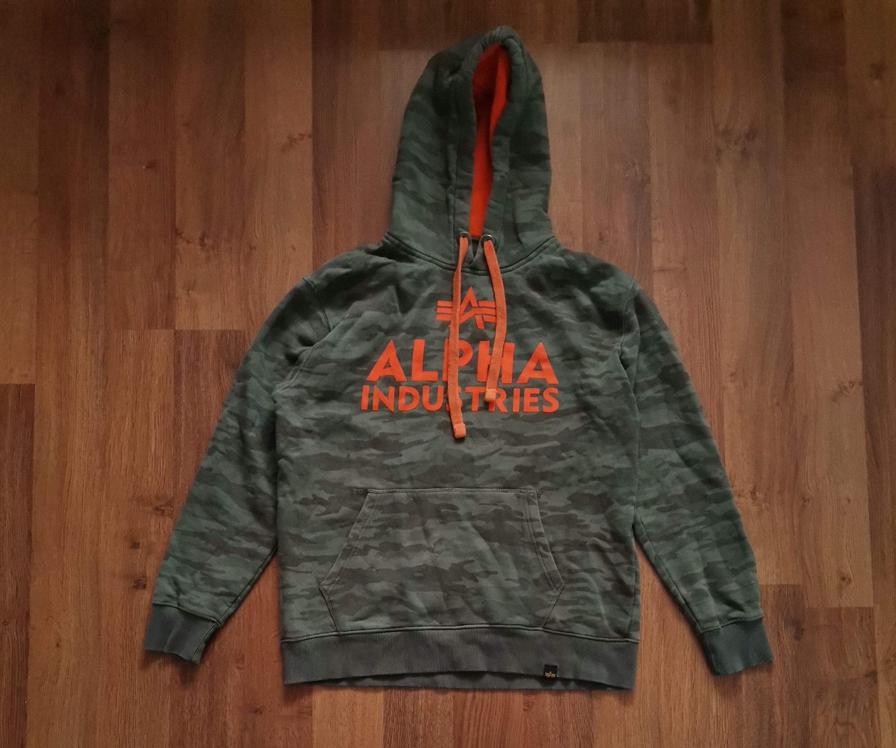 Alpha Industries Alpha Industries Camo Hoodie Size US L / EU 52-54 / 3 - 1 Thumbnail