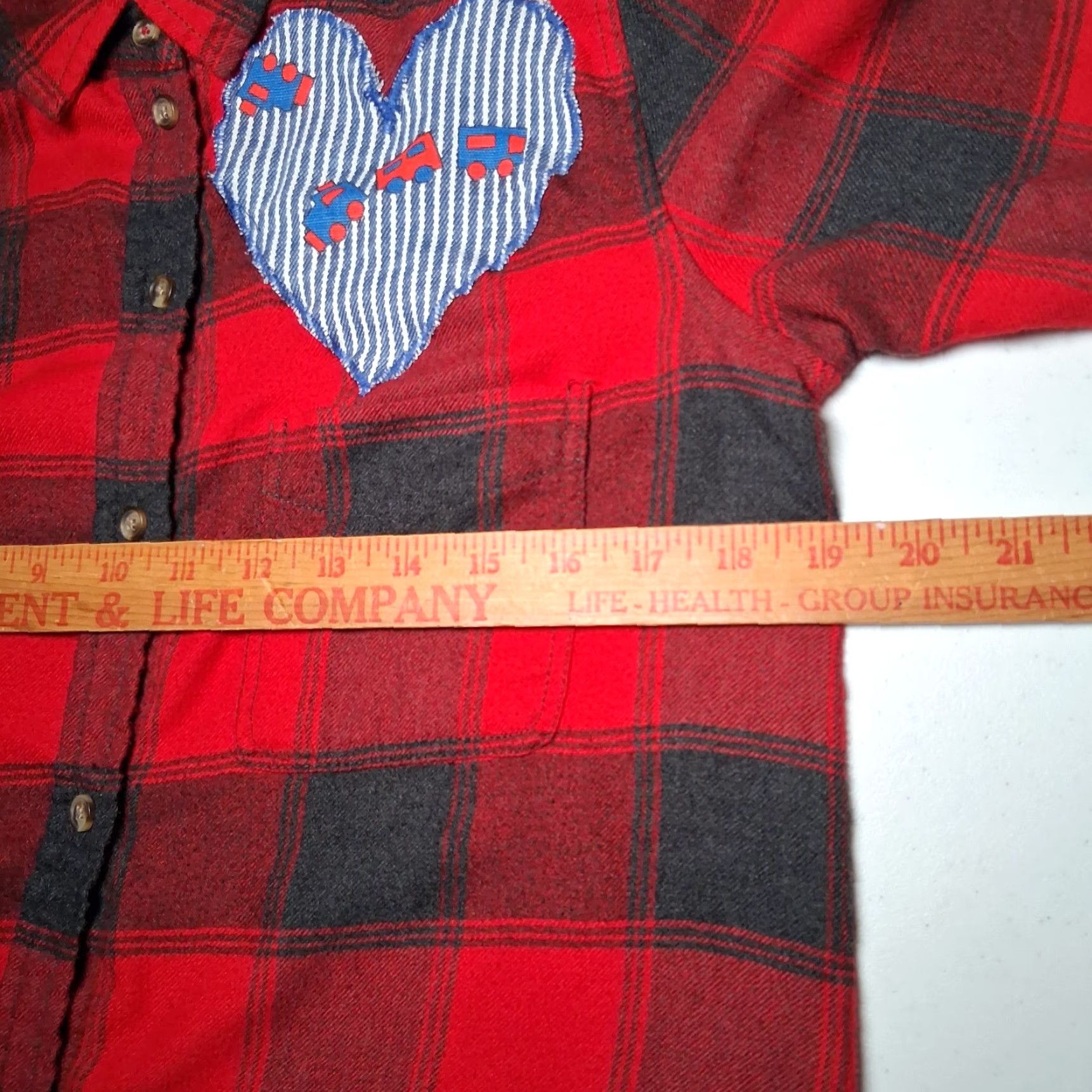 Vintage Reworked Flannel Shirt Women S Red Plaid Long Sleeve Button-Up Patches Upcycled Cozy OOAK Speech Heart Pocket Button-Up Shirt Size S / US 4 / IT 40 - 7 Thumbnail