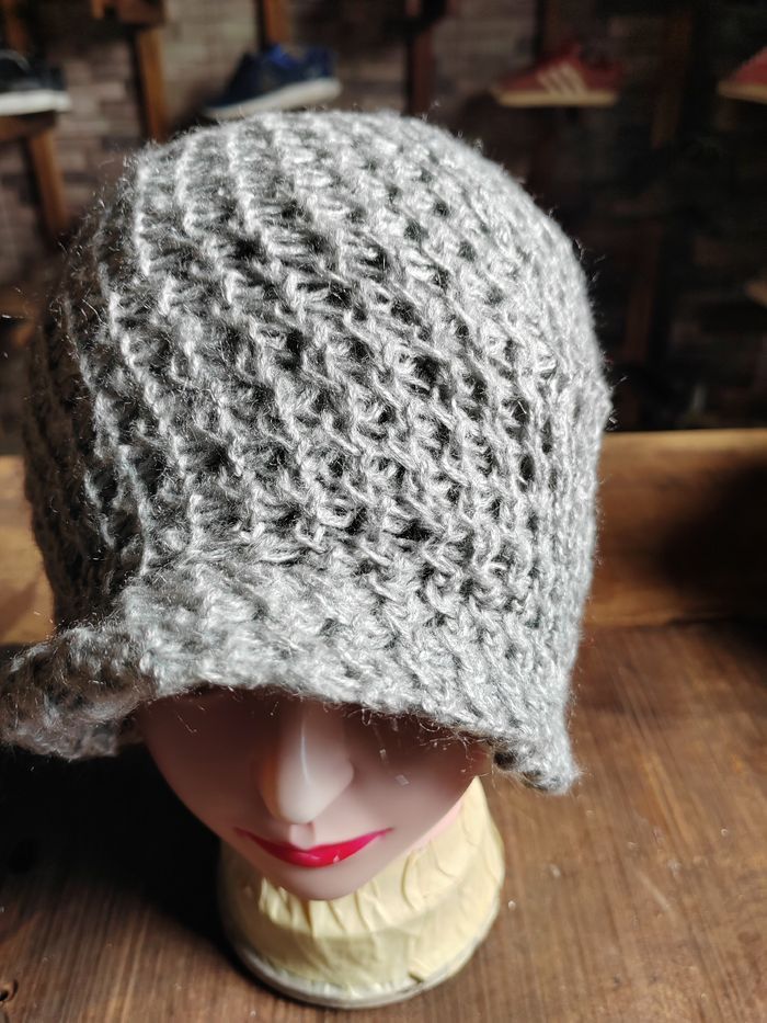 Japanese Brand Vintage Crochet Knitted handmade Beanie Snowcap Size ONE SIZE - 4 Thumbnail