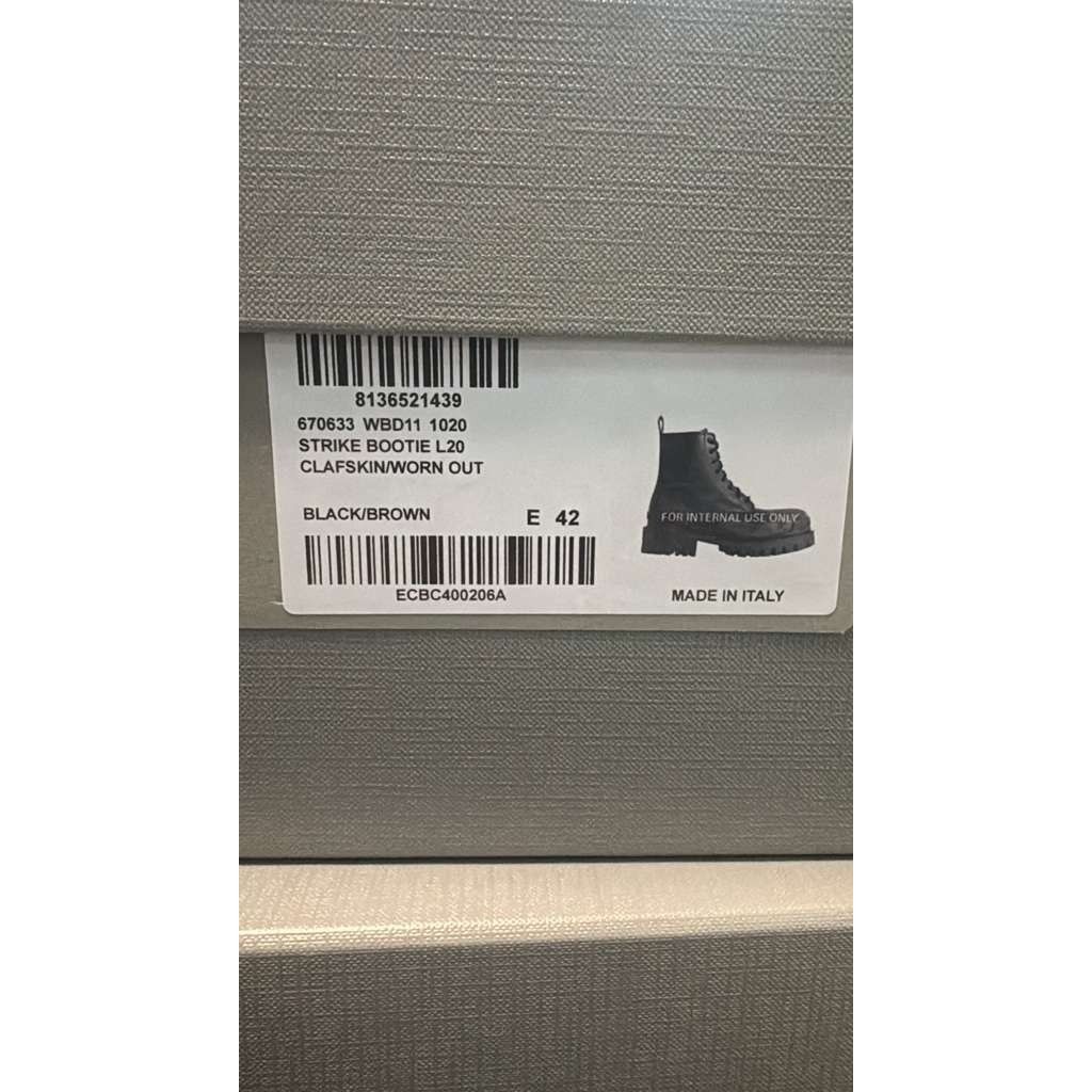 Balenciaga o1rshd1 Strike Booties L20 in Black/Brown Size US 9 / EU 42 - 21 Thumbnail