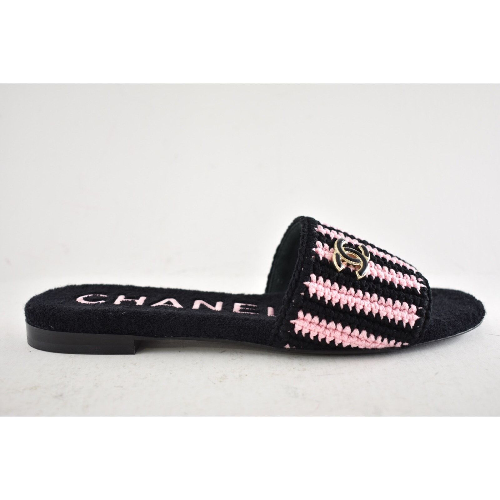Chanel Chanel 24M Black Pink Crochet Stripe Camellia Flower Logo Size US 9 / IT 39 - 2 Thumbnail