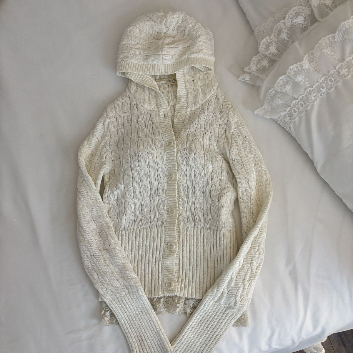 Brandy Melville John Galt White Cable Knit Button Down Hooded Sweater Size ONE SIZE - 6 Thumbnail