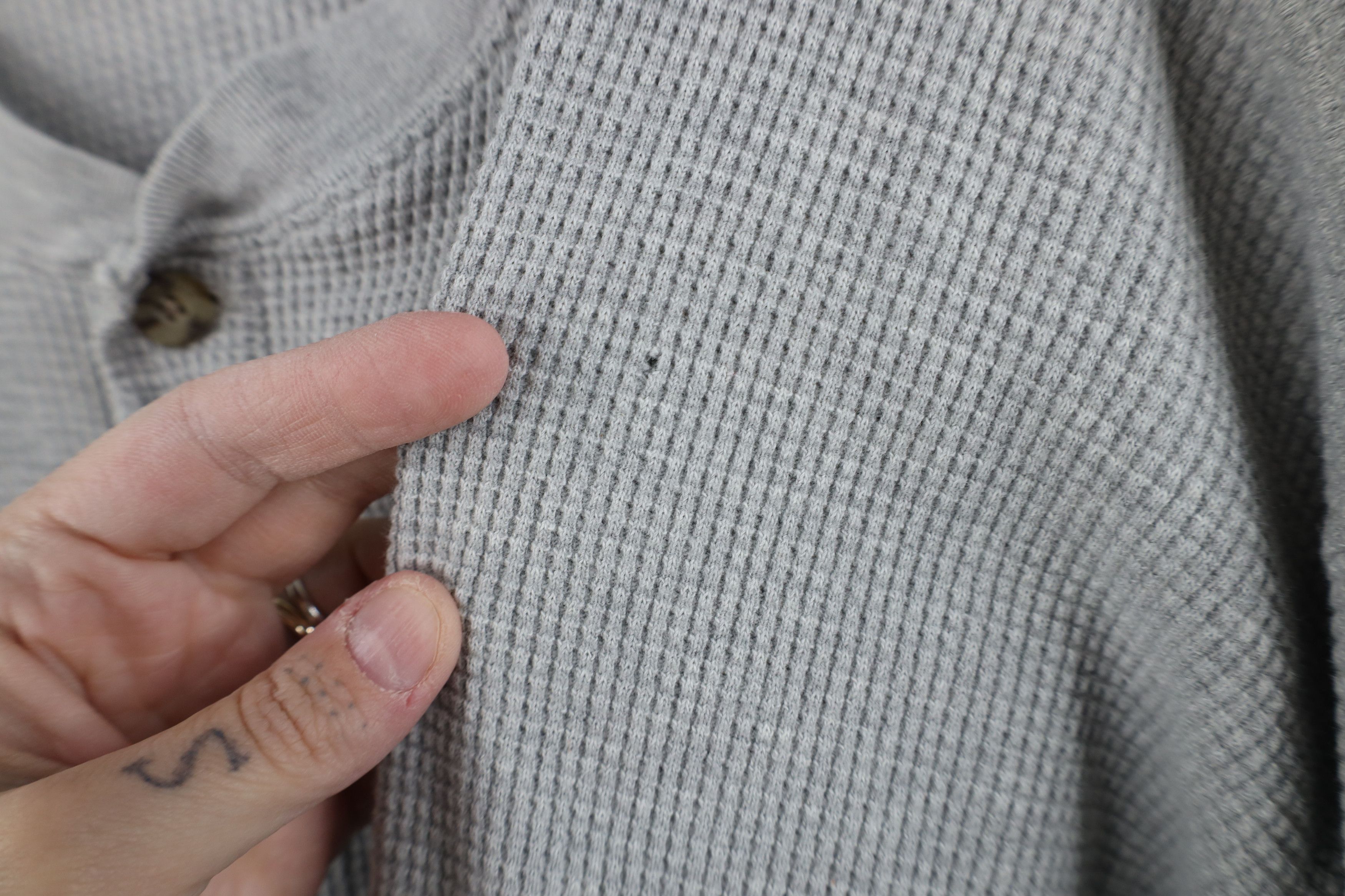 Eddie Bauer Vintage 90s Eddie Bauer Knit Long Sleeve Henley T-Shirt Gray Size US XL / EU 56 / 4 - 6 Thumbnail
