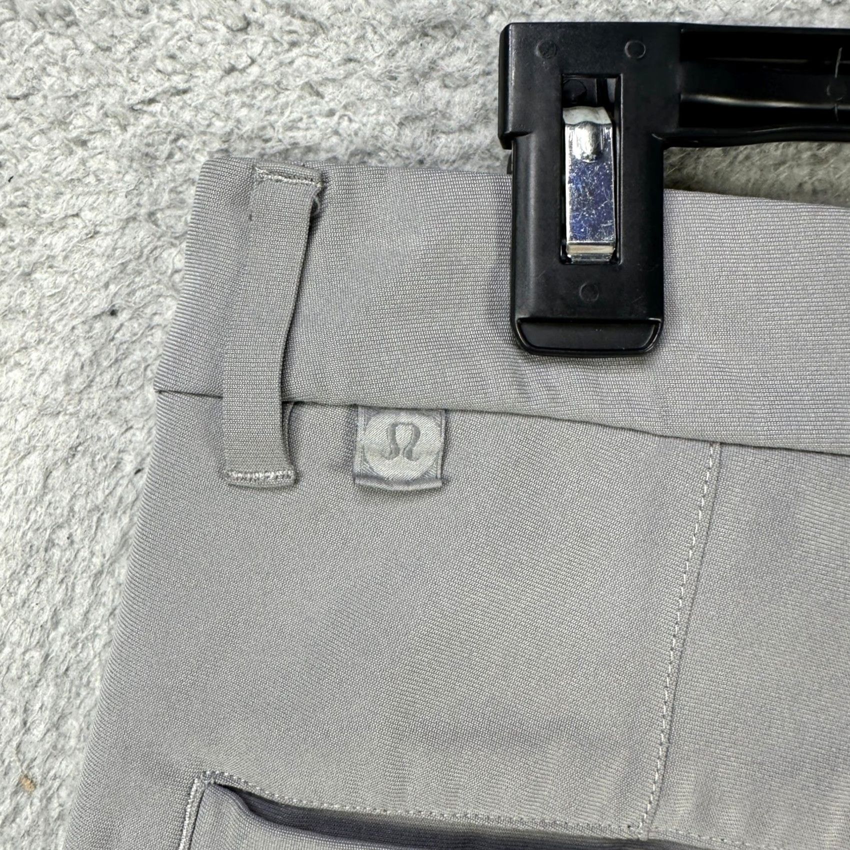 Lululemon Lululemon Pants Golf Chino Mens 32 Gray Performance Tech Stretch Pocket Logo Shirt Size US 32 / EU 48 - 5 Thumbnail
