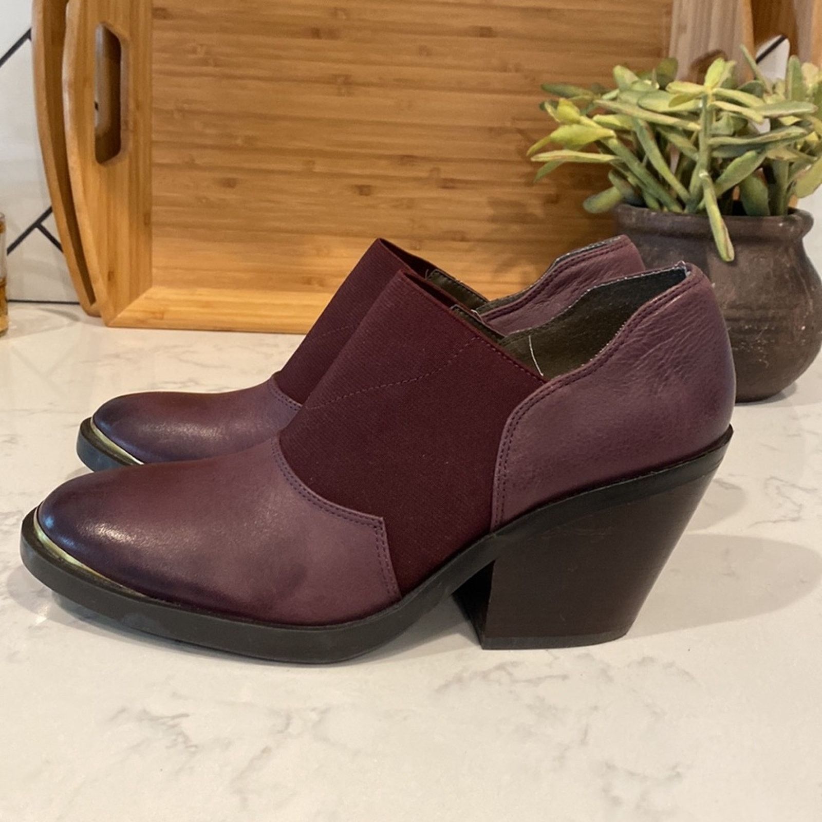 Other Naya Acre Burgundy Leather Block Heel ankle bootie size 8.5 Size US 8.5 / IT 38.5 - 4 Thumbnail