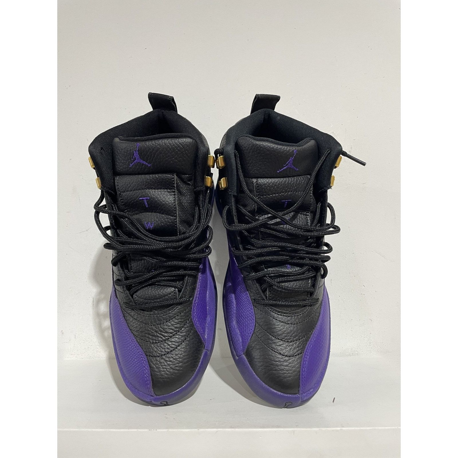 Jordan Brand NIKE JORDAN 12 FIELD PURPLE SIZE 9 PREOWNED Size US 9 / EU 42 - 3 Thumbnail