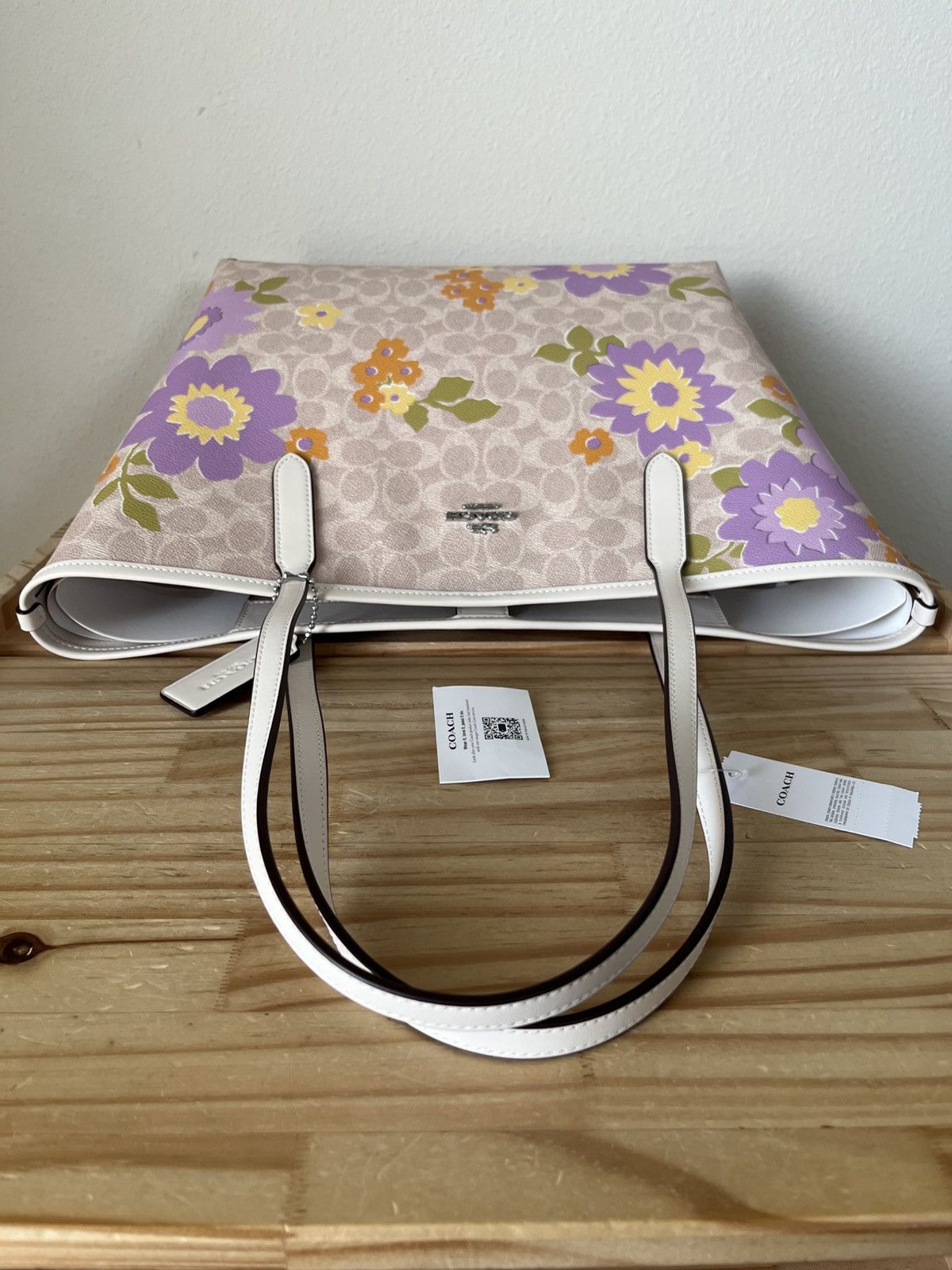 Coach Coach City Tote In Signature Floral Size ONE SIZE - 6 Thumbnail