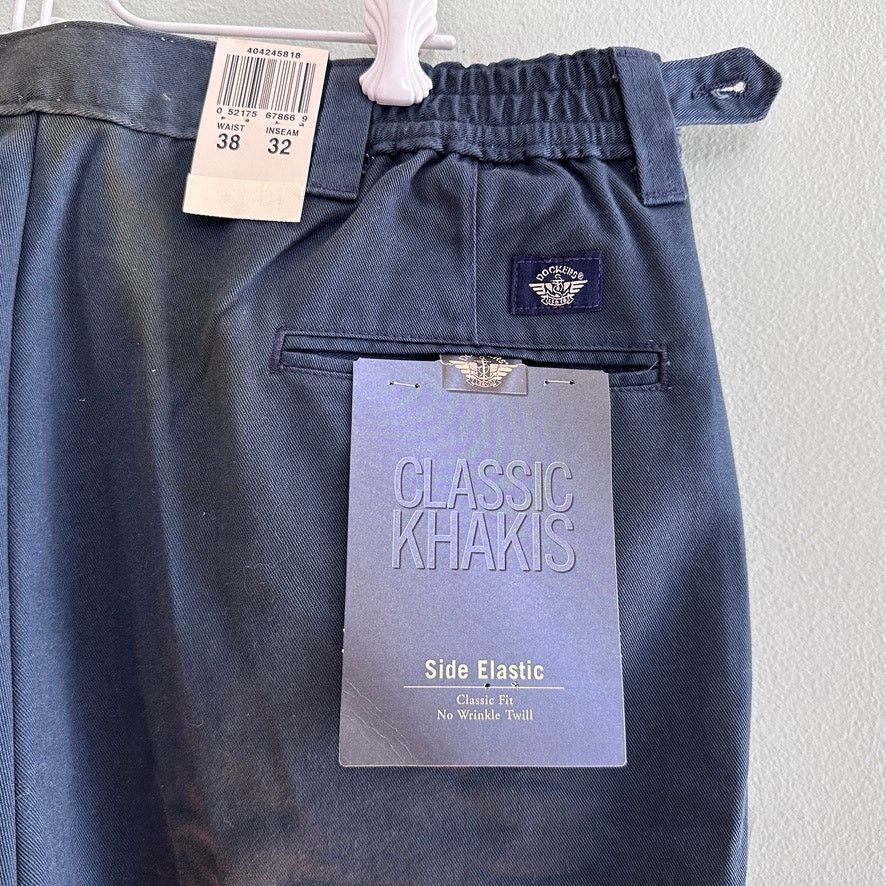 Dockers Dockers navy chino khaki classic fit pants size 38 NWT Size US 38 / EU 54 - 3 Thumbnail