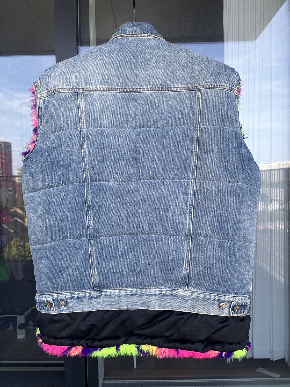 Balenciaga Balenciaga fur oversized vest Size US S / EU 44-46 / 1 - 3 Thumbnail