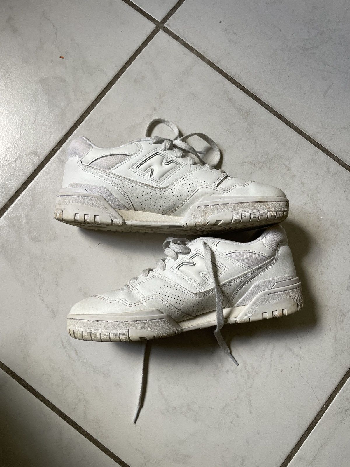 New Balance White New Balance 550s Size US 8 / EU 41 - 1 Thumbnail