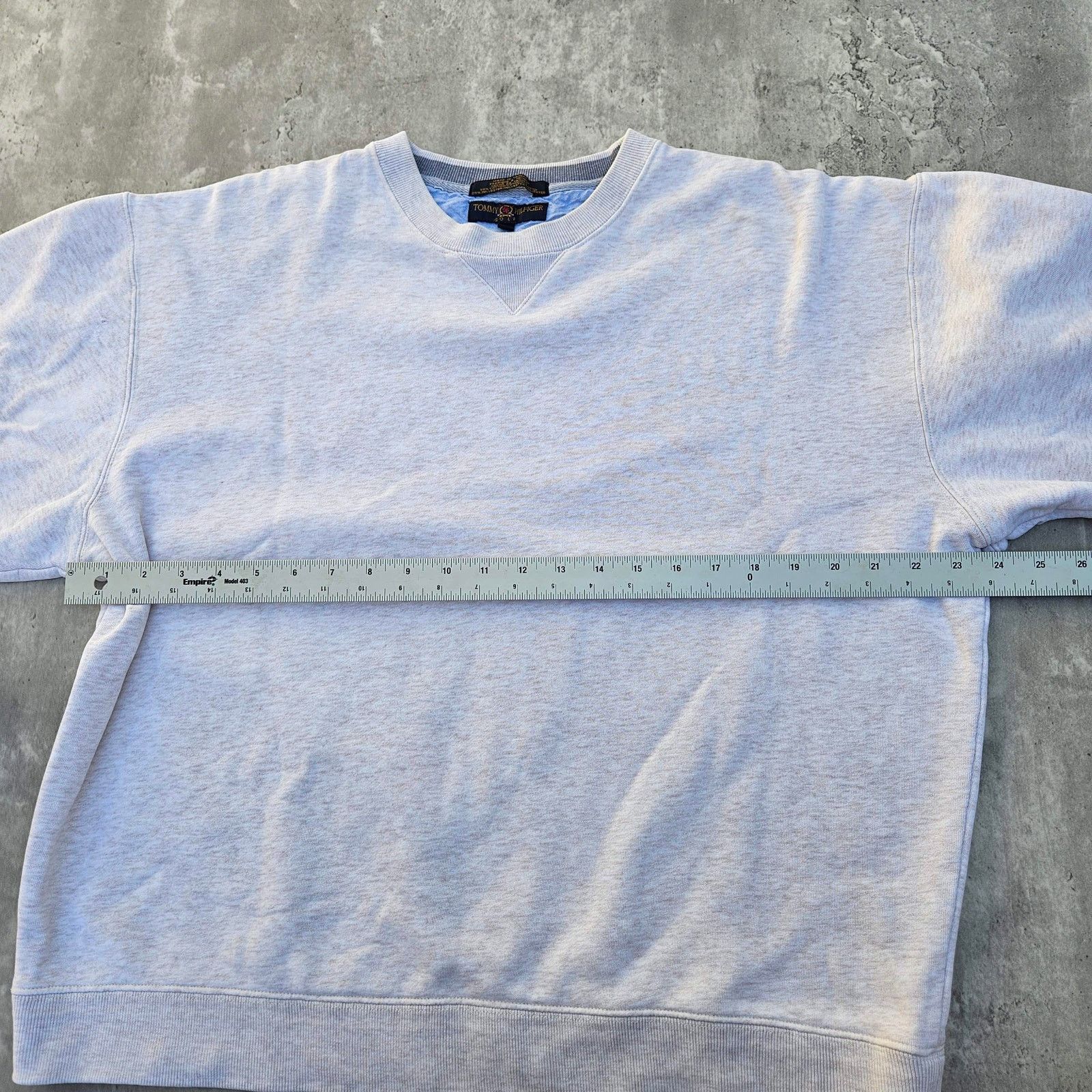 Tommy Hilfiger Vintage Tommy Hilfiger "Golf" Crew Neck Size XL Grey/Cream Size US XL / EU 56 / 4 - 6 Thumbnail