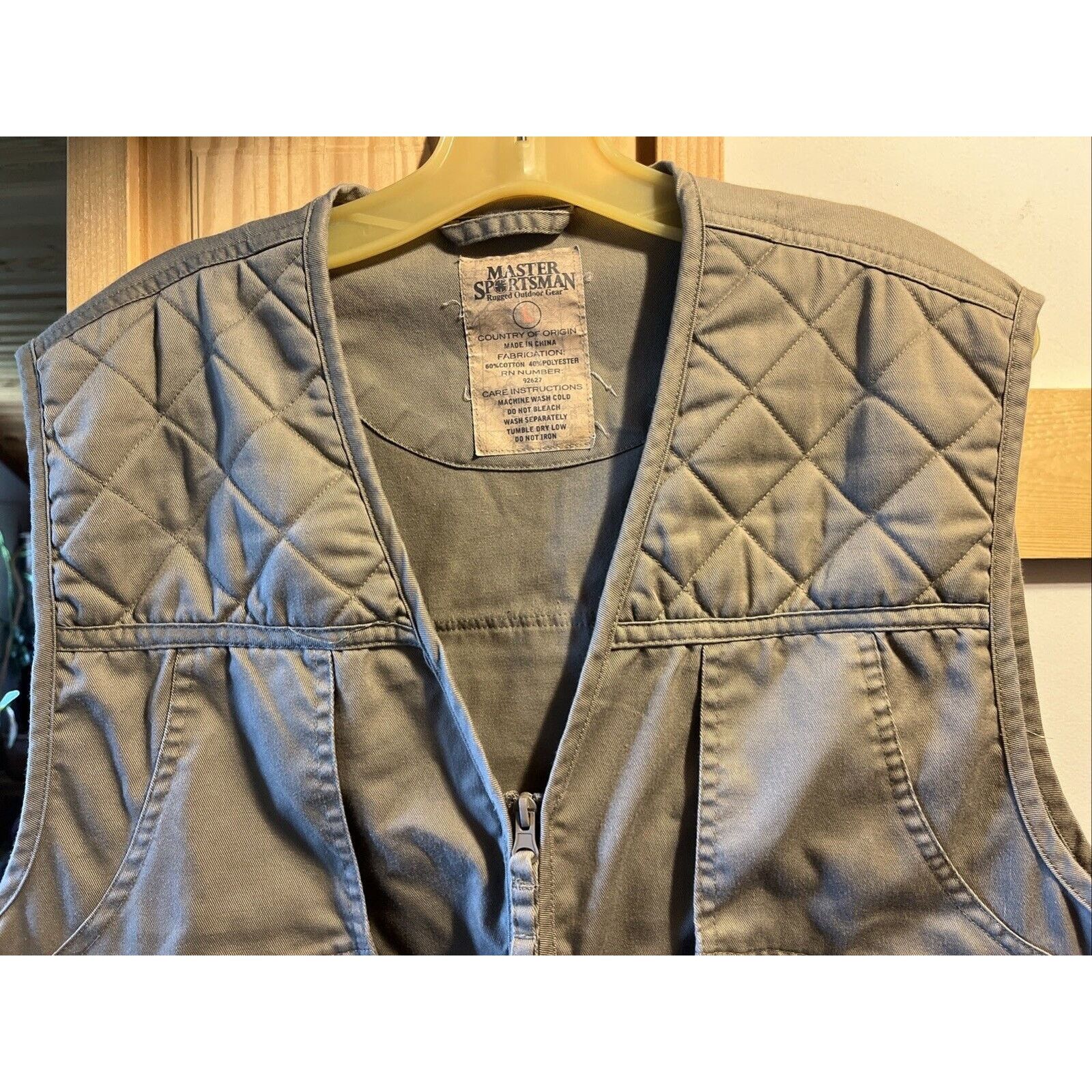 Other Master Sportsman VTG Vest Men’s Large Gray Hunting Fishing Size US L / EU 52-54 / 3 - 4 Thumbnail