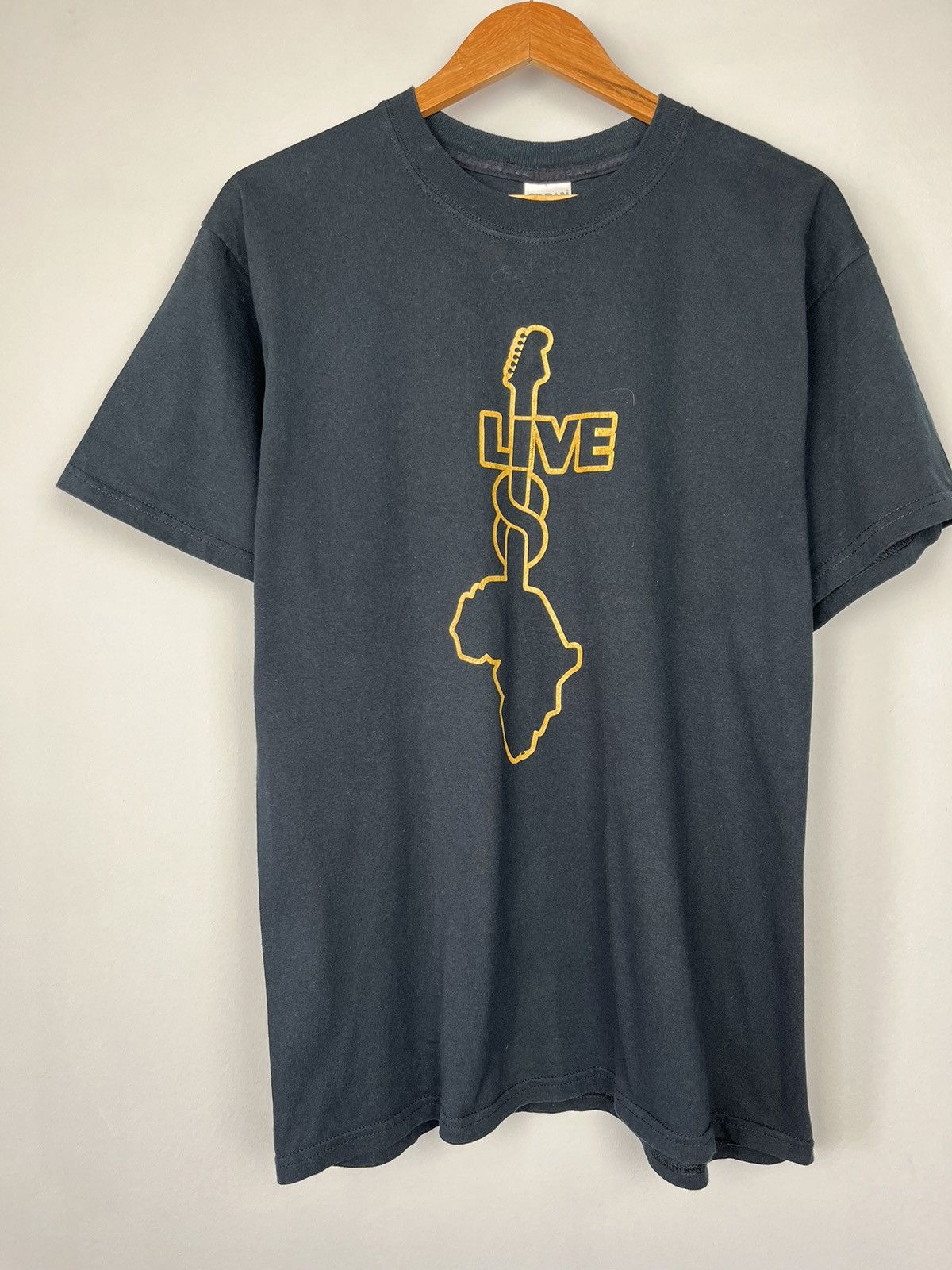 Band Tees × Vintage Live Aid Vintage Y2K Tour 2000s Tee Shirt Size US L / EU 52-54 / 3 - 4 Thumbnail