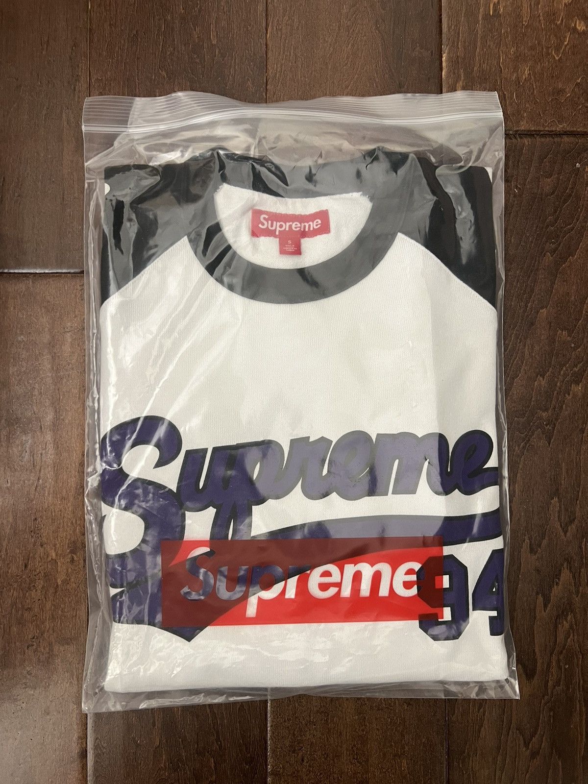 Supreme Supreme SS26 Tiger Raglan L/S Baseball Top White Size Small Size US S / EU 44-46 / 1 - 1 Thumbnail