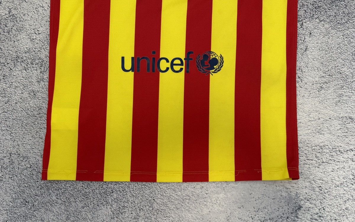 Nike Nike Barcelona 2013 2014 Away Jersey Shirt Men S 532823-703 Size US S / EU 44-46 / 1 - 7 Thumbnail