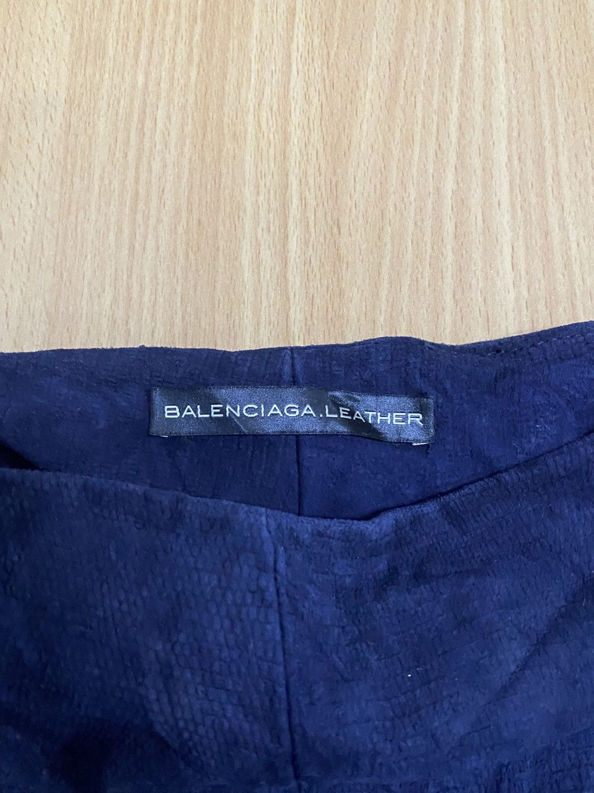 Balenciaga BALENCIAGA LEATHER LAMBSKIN PANTS-MADE IN FRANCE Size 28" / US 6 / IT 42 - 8 Thumbnail