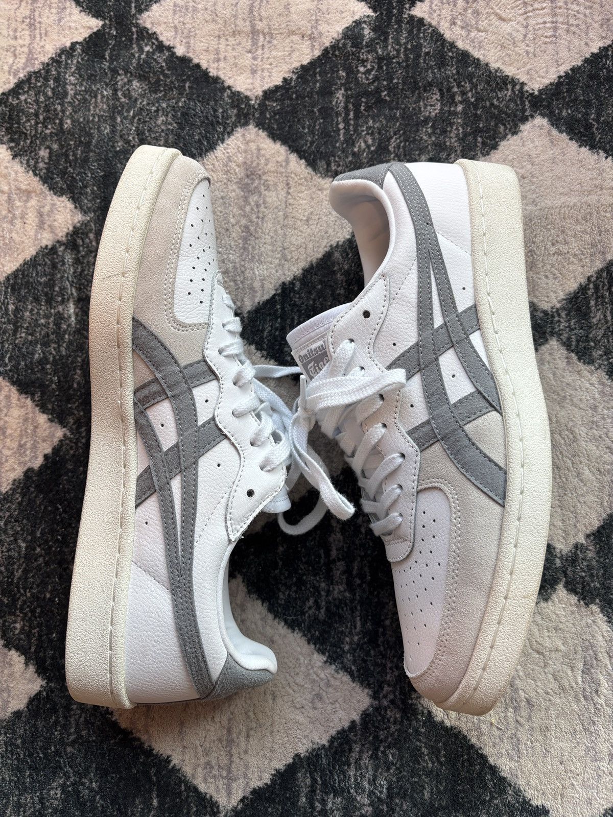 Asics × Japanese Brand × Onitsuka Tiger Onitsuka Tiger GSM White Grey Size US 9 / EU 42 - 2 Thumbnail