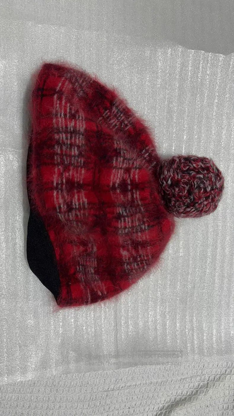 Vivienne Westwood Vivienne Westwood Vintage Red Pom-Pom Beret Size ONE SIZE - 5 Thumbnail