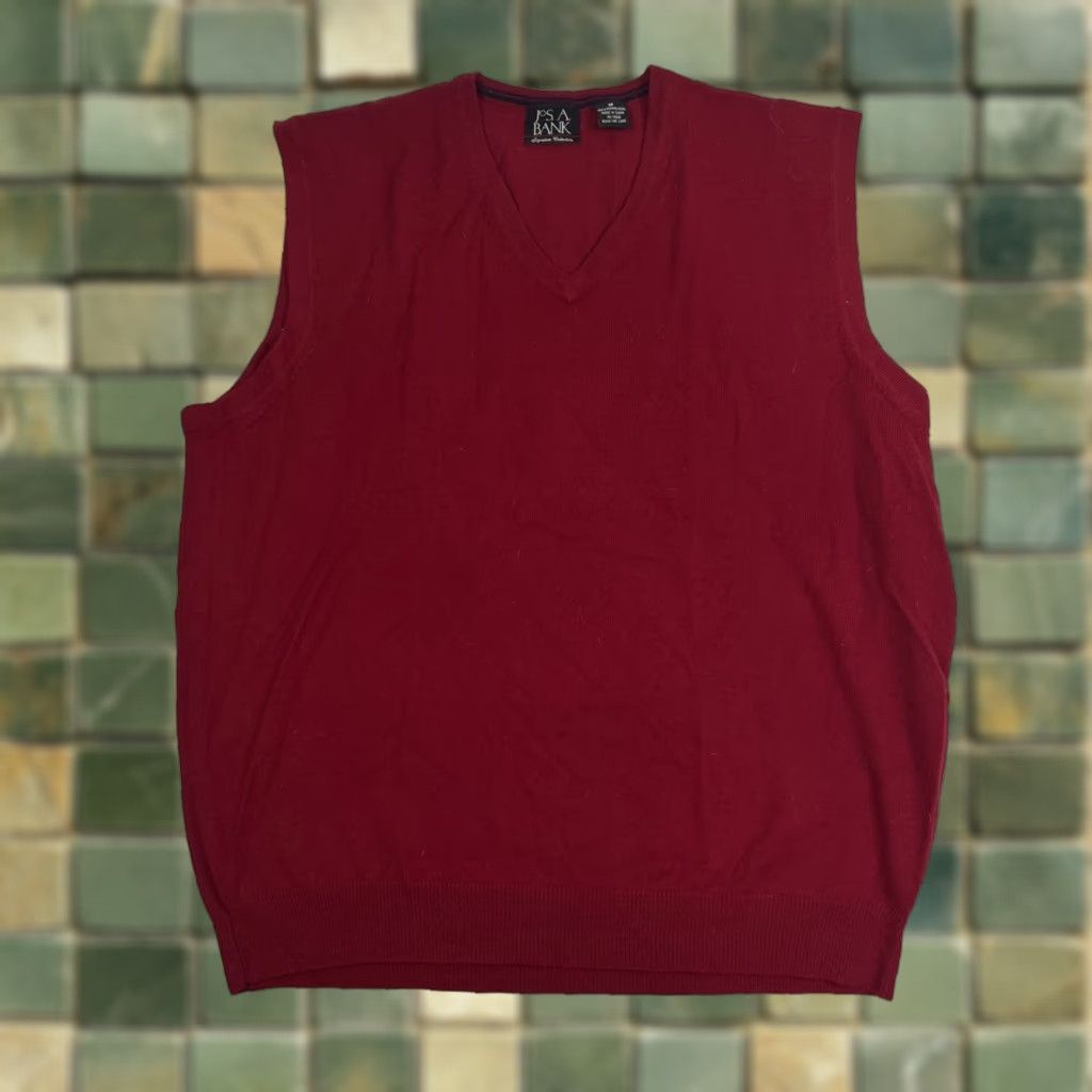 Jos. A. Bank Jos. A. Bank Merino Wool Vest Men’s M Signature Collection Red Preppy Classic Vest/City Classic College Dad Preppy Office Mens M Red Merino Wool Vest Size US M / EU 48-50 / 2 - 1 Thumbnail