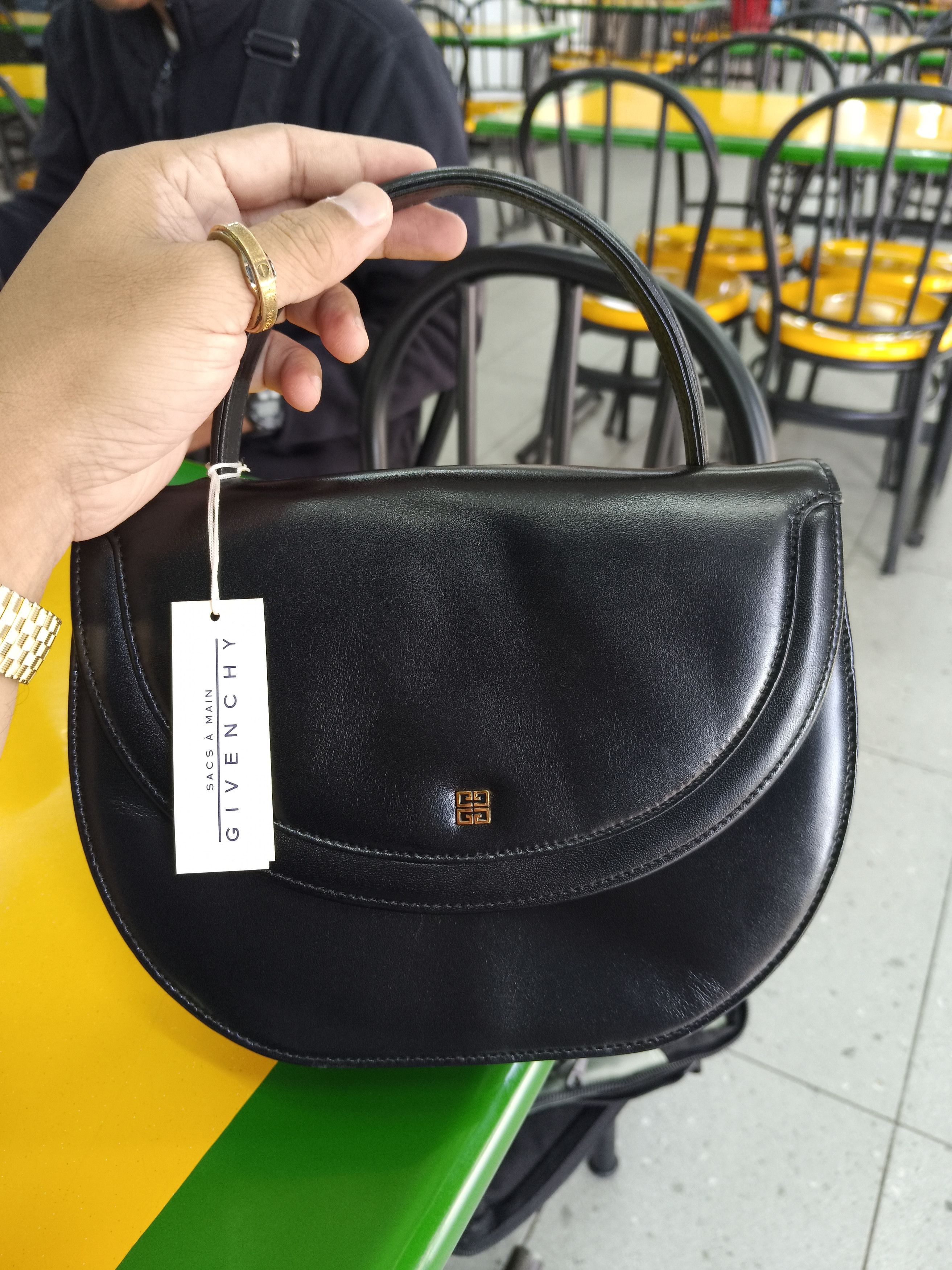 Givenchy GIVENCHY HAND CARRY Size ONE SIZE - 1 Thumbnail