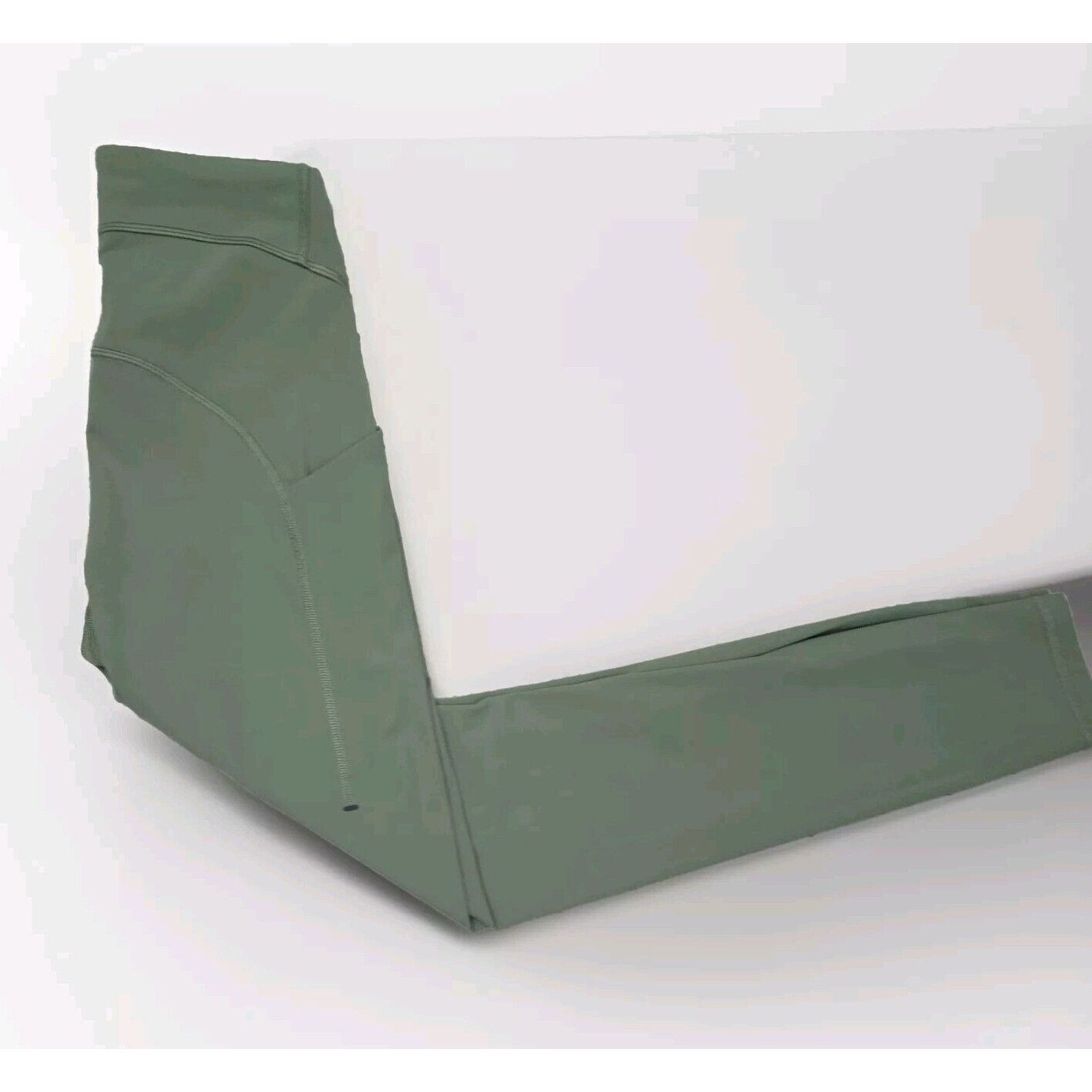 Lululemon Lululemon Women's Power Thru High-Rise Green Twill Tight 24" Size 27" / US 4 / IT 40 - 7 Thumbnail