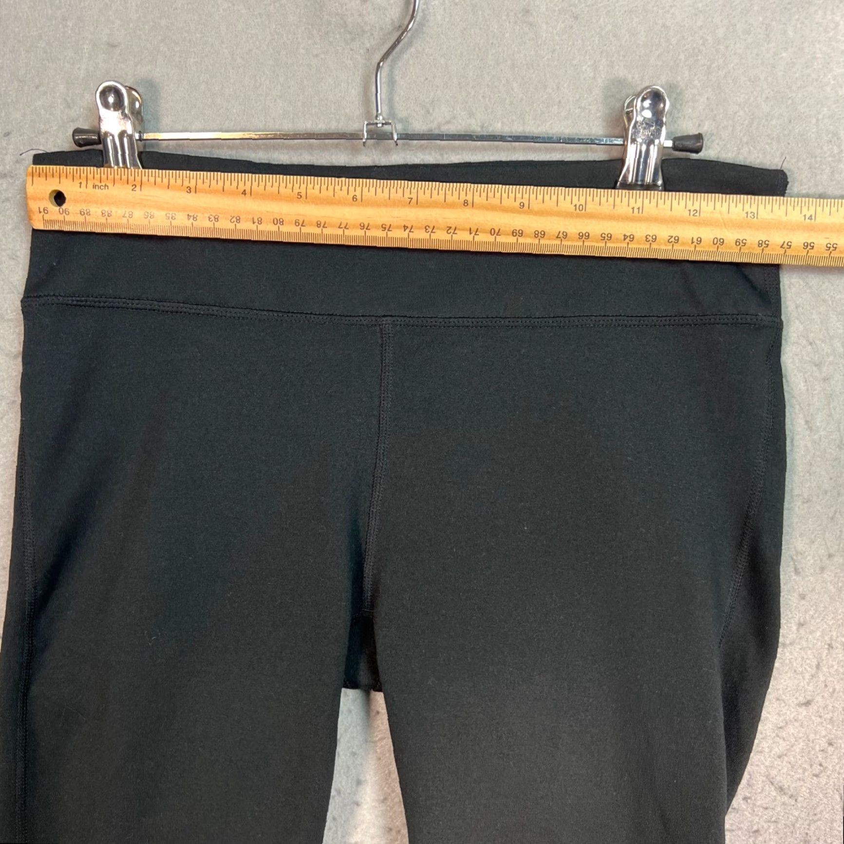 Fabletics Fabletics Womens Leggings Size Small Black Workout W/ Lattice Ankle Detail Size 28" / US 6 / IT 42 - 4 Thumbnail