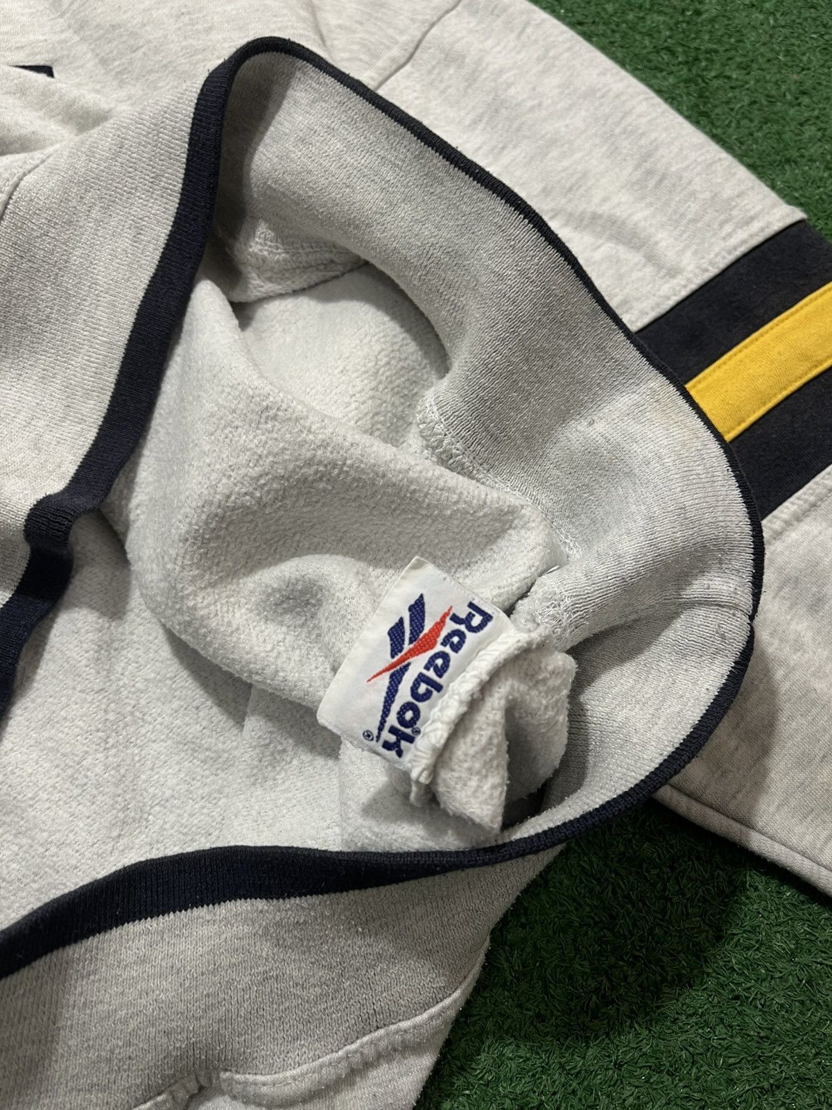 Reebok × Vintage Reebok Athletic Crewneck Vintage 90s Retro Embroidery Boxy Size US M / EU 48-50 / 2 - 5 Thumbnail