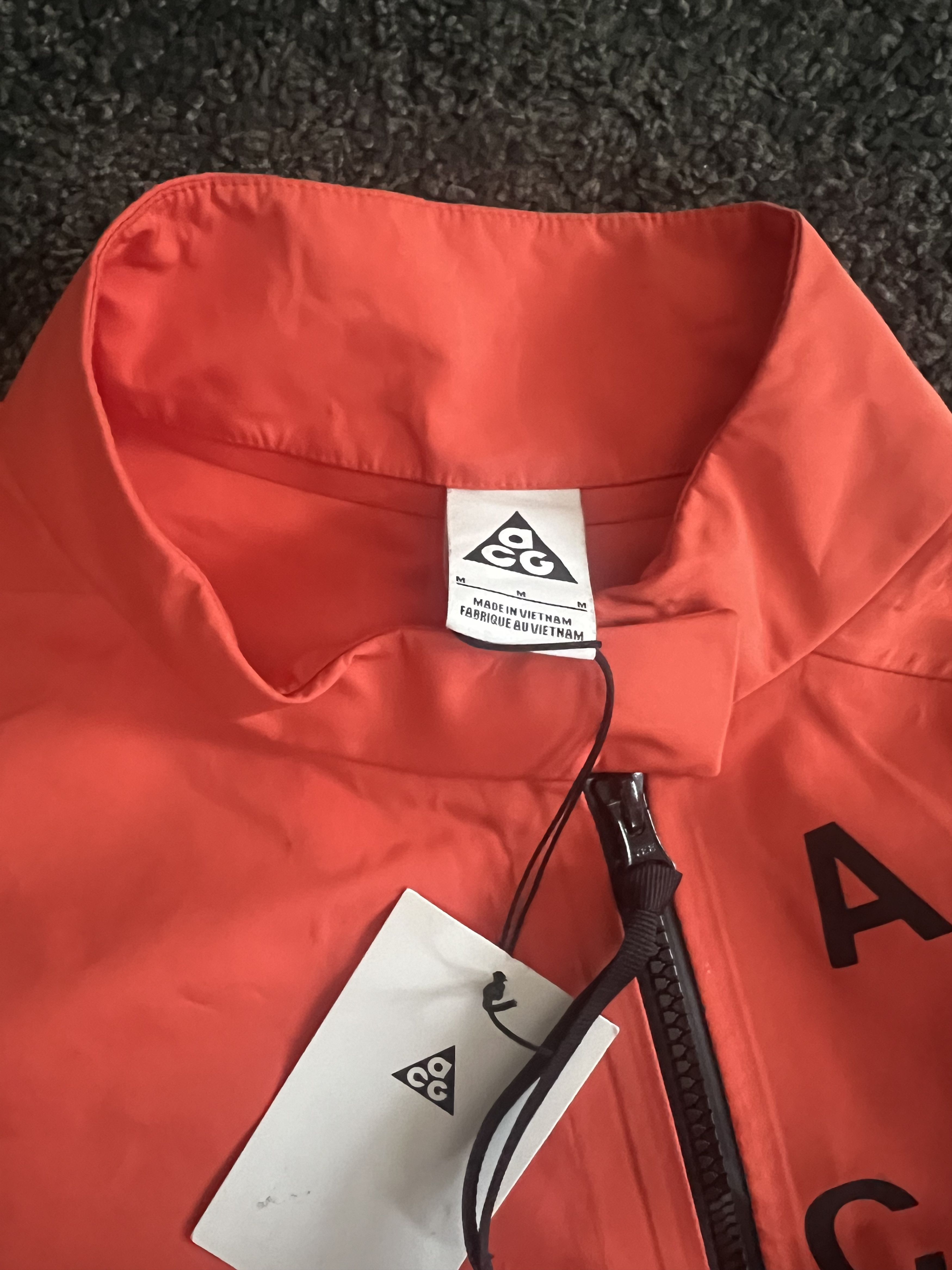 Errolson Hugh × Nike ACG nike ACG m shield anorak hugh errolson 914477-891 Size US M / EU 48-50 / 2 - 4 Thumbnail