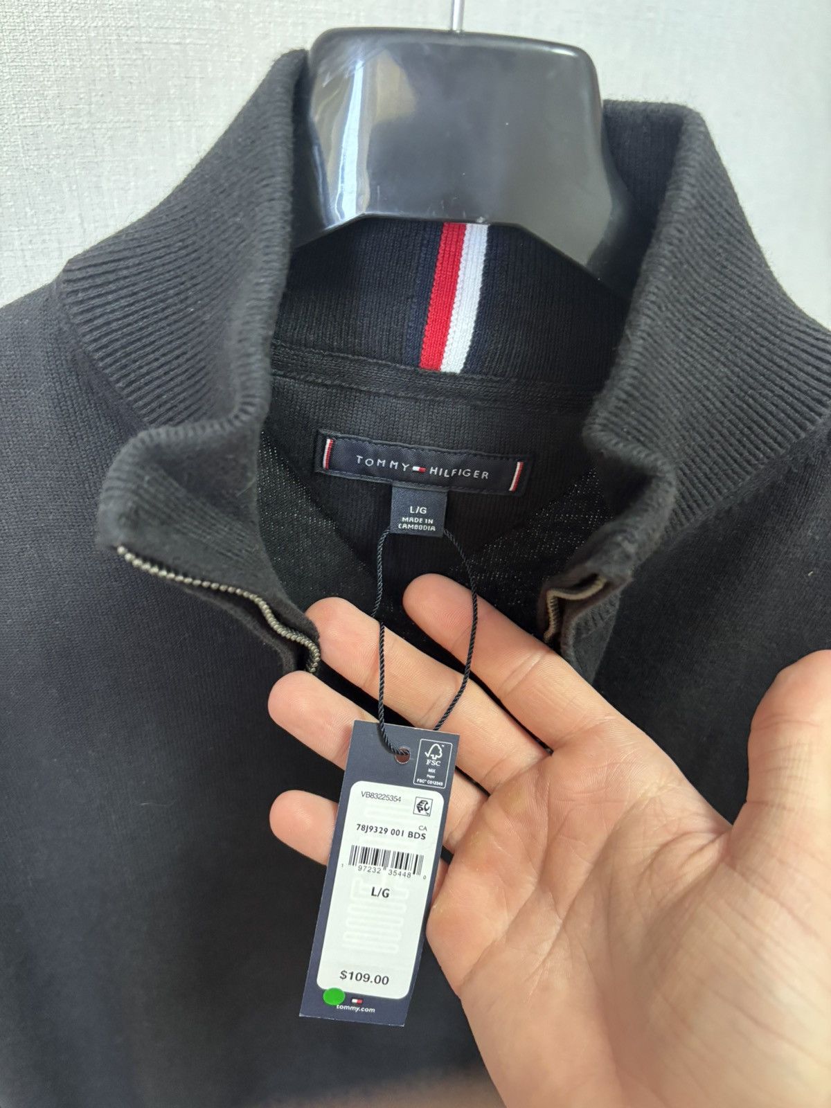 Tommy Hilfiger Sweaters Tommy Hilfiger Size US L / EU 52-54 / 3 - 4 Thumbnail