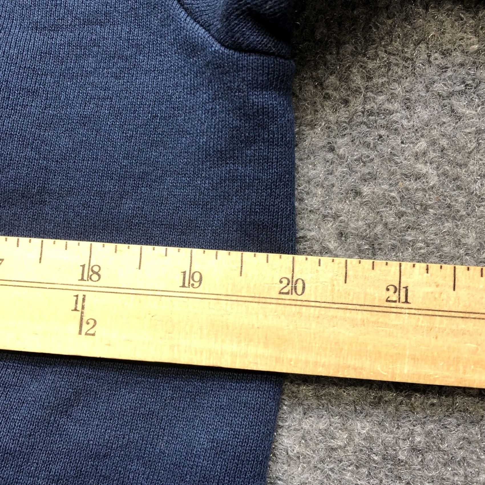 Vintage Vintage Sweatshirt Mens Medium Blue Fleece Pullover Solid Raglan Knit Size US M / EU 48-50 / 2 - 3 Thumbnail