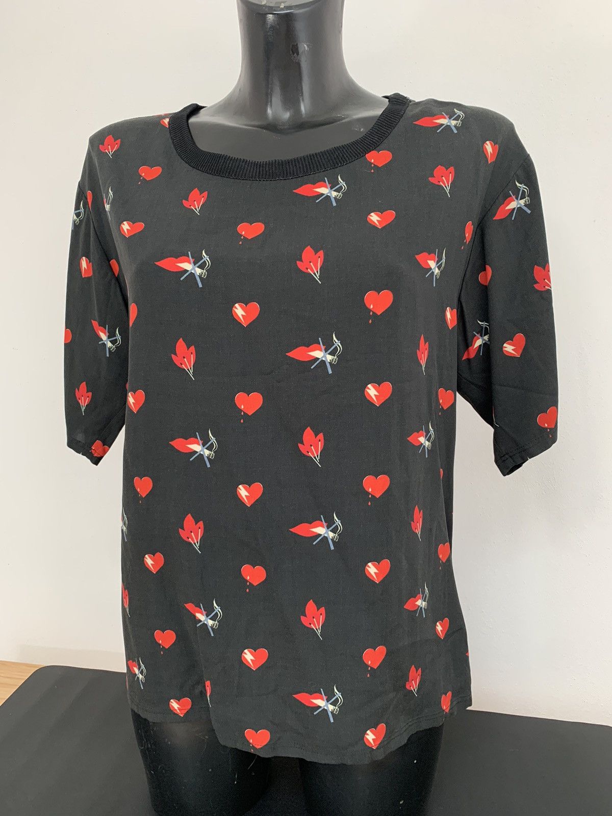 Yves Saint Laurent Saint Laurent Paris T-Shirt Size S / US 4 / IT 40 - 3 Thumbnail