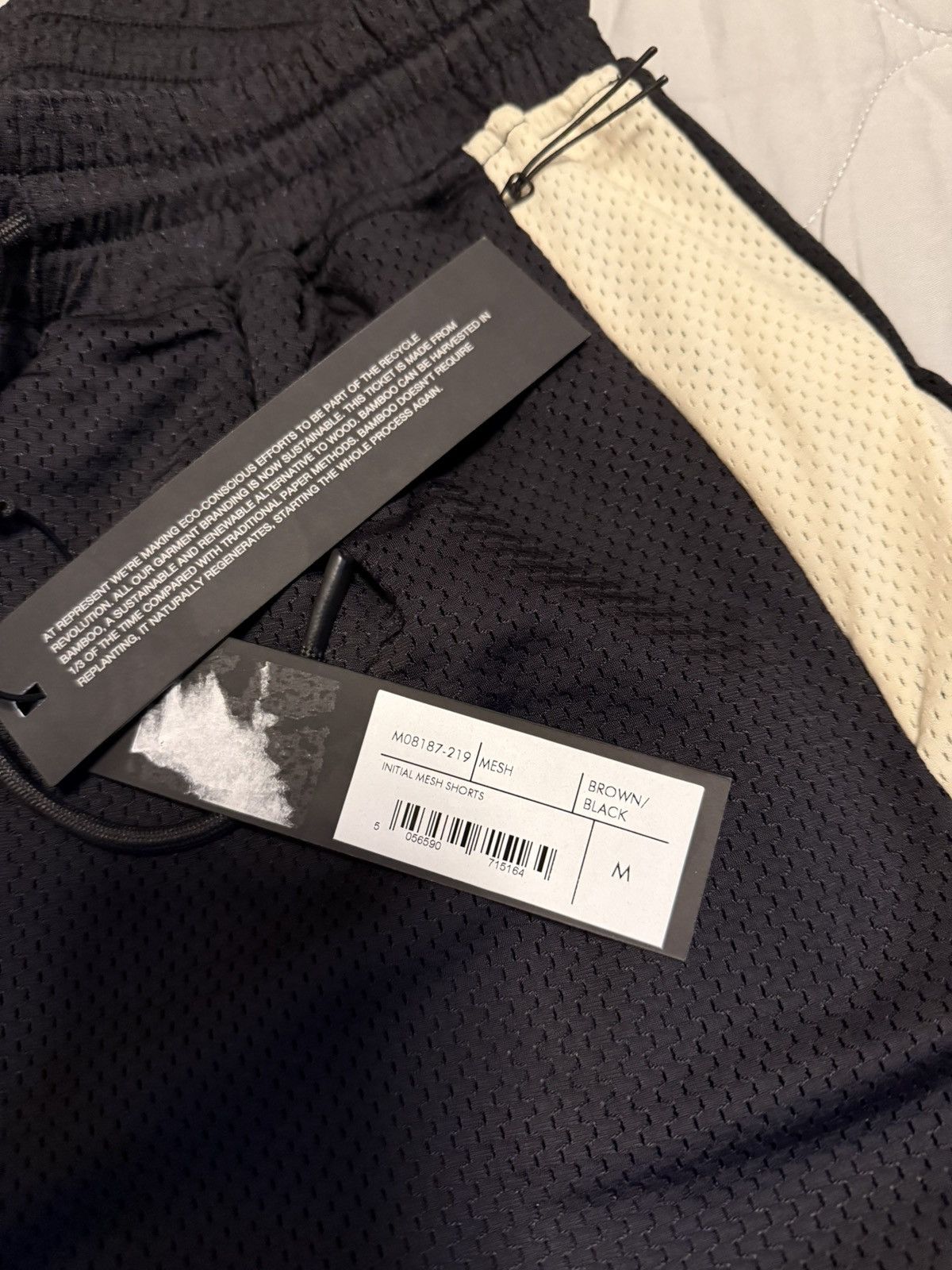 Represent Clo. Represent Initial Mesh Shorts Size Medium Size US 32 / EU 48 - 3 Thumbnail
