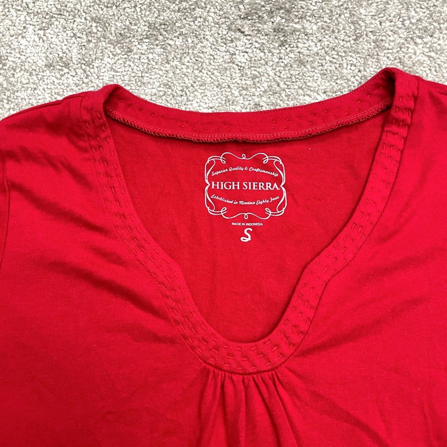 High Sierra High Sierra Red T-Shirt Women Small Short Sleeve Cotton Basic Top Size S / US 4 / IT 40 - 4 Thumbnail