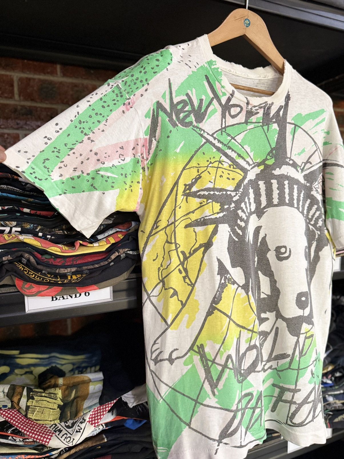 Fuck Art, Make Tees Thrashed Vintage 90s Art Ovp New York World Day Tour Tee Size US L / EU 52-54 / 3 - 5 Thumbnail