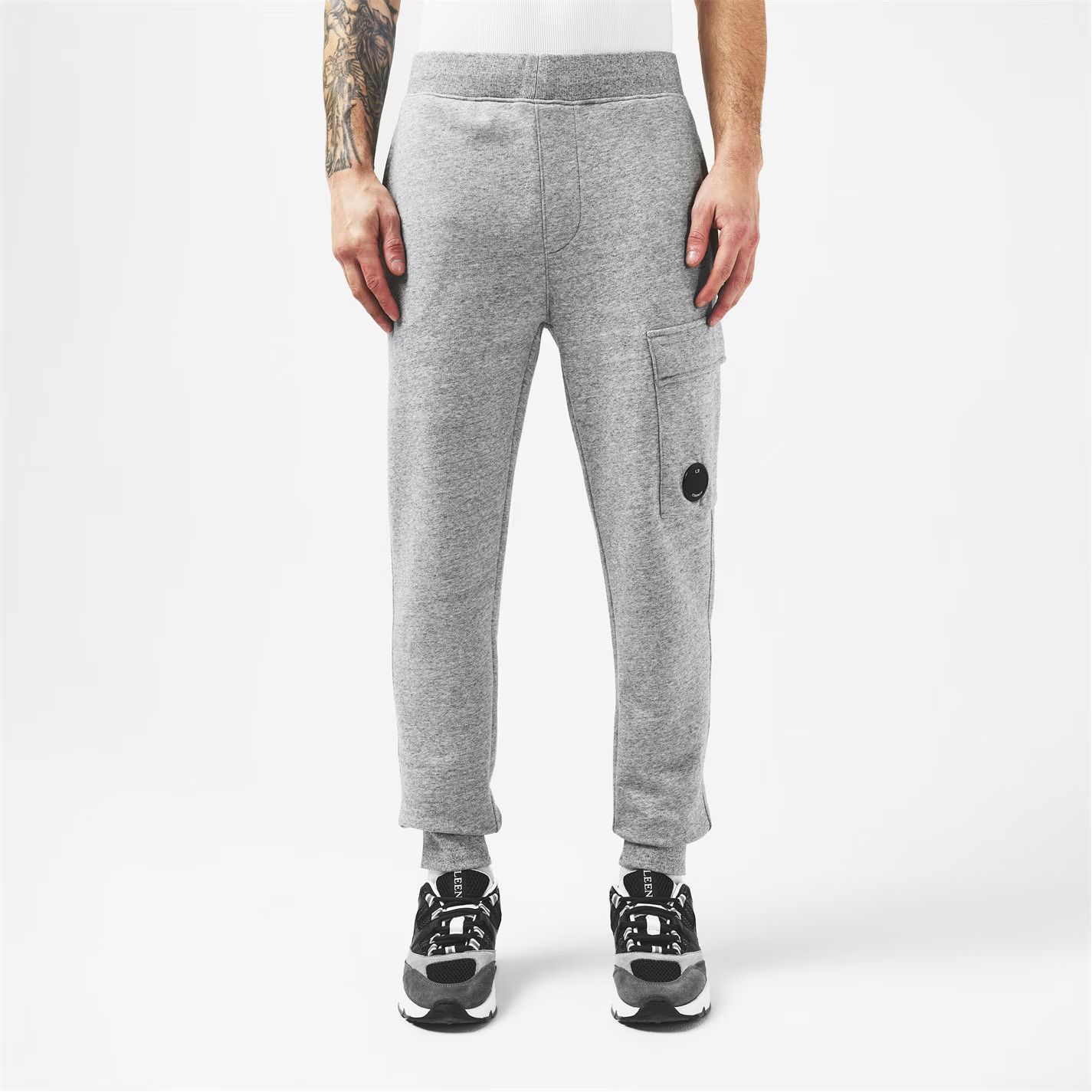 C.P. Company o1g2r1mq0426 Slim Cargo Trousers in Grey Size US 30 / EU 46 - 1 Thumbnail