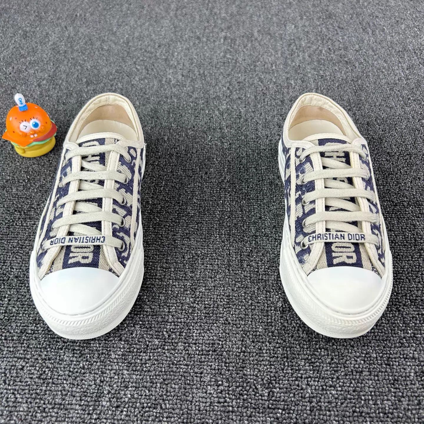 Dior Dior Oblique Sneaker Women's Size 35 Size US 4.5 / IT 34.5 - 2 Thumbnail