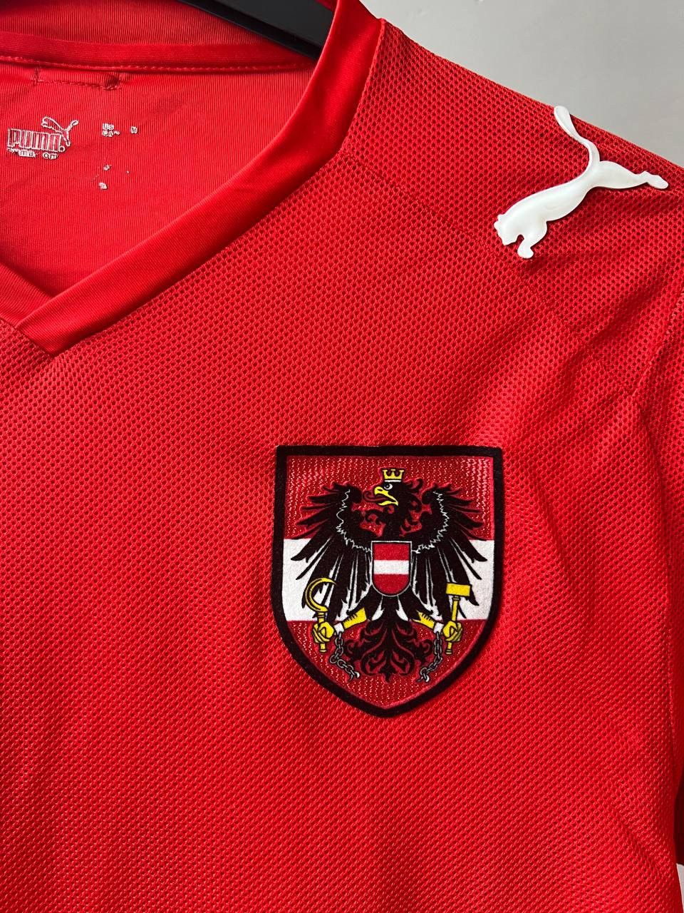 Puma AUSTRIA NATIONAL TEAM HOME SOCCER FOOTBALL SHIRT JERSEY SZ M Size US M / EU 48-50 / 2 - 5 Thumbnail