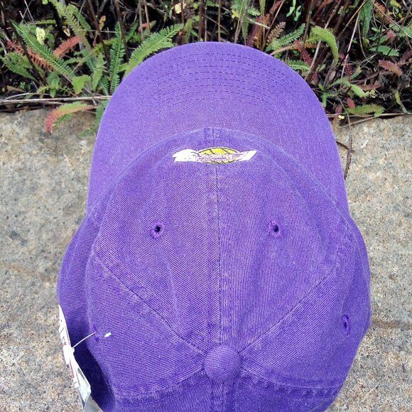 NBA × Vintage NWT Vintage American Needle Los Angeles Lakers Strap Hat Size ONE SIZE - 4 Thumbnail