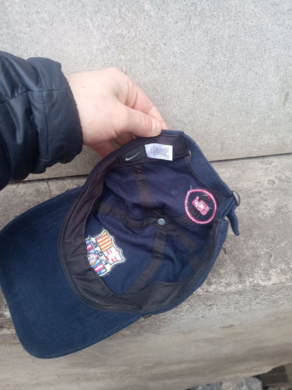 Vintage Nike vintage Barcelona cap hat navy blue Size ONE SIZE - 5 Thumbnail