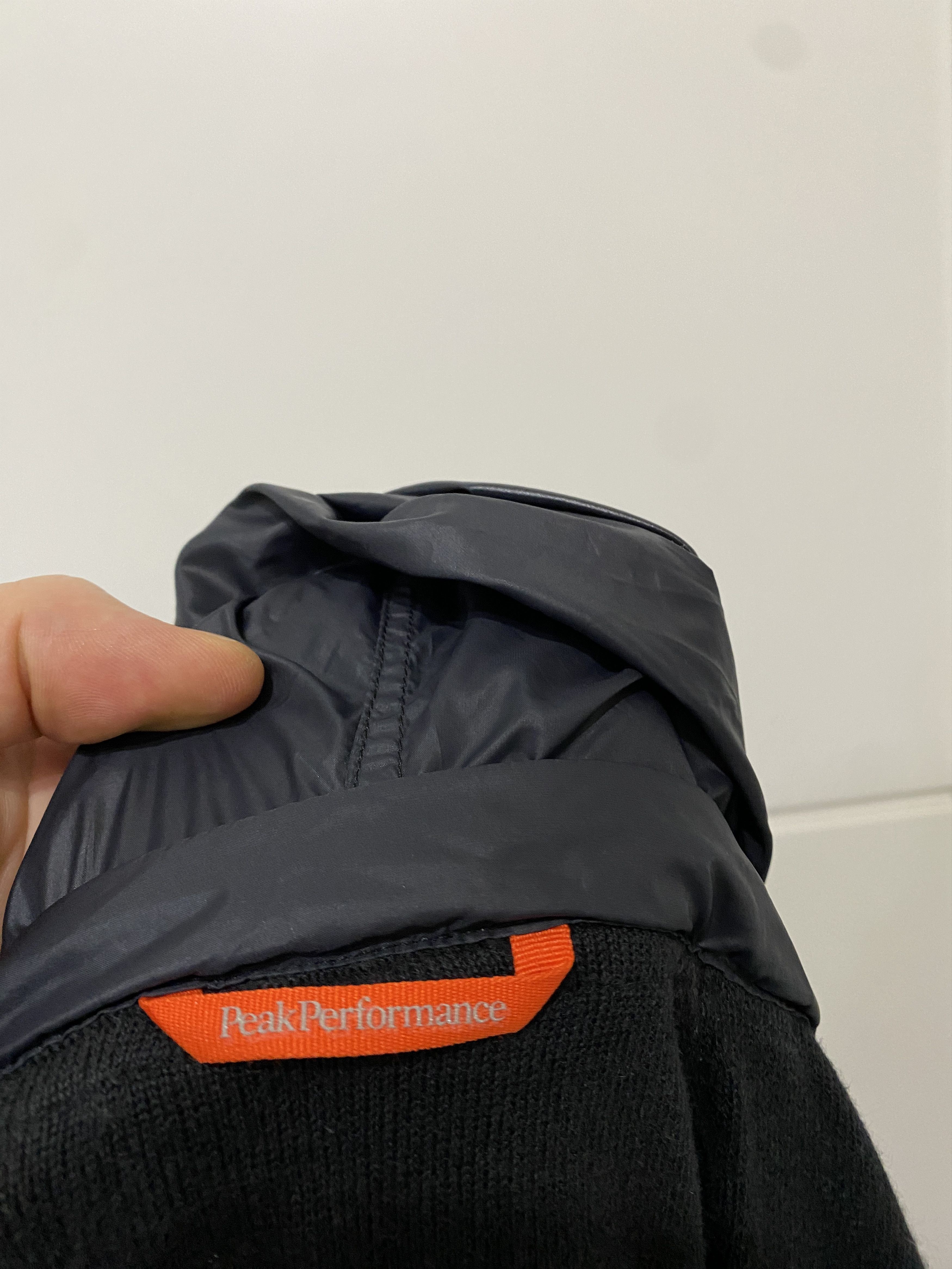 Peak Performance Peak performance samuel zip hoodie jacket size S Size US S / EU 44-46 / 1 - 11 Thumbnail