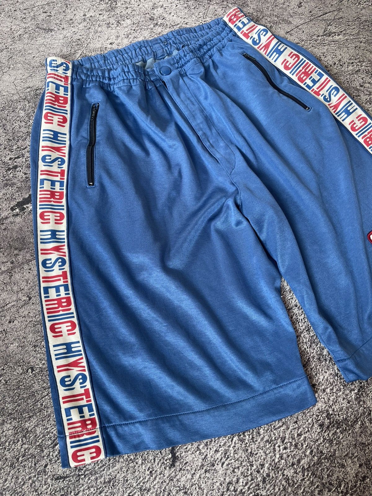 Hysteric Glamour VINTAGE HYSTERIC GLAMOUR FUCKED UP SHORT PANTS Size US 33 - 2 Thumbnail