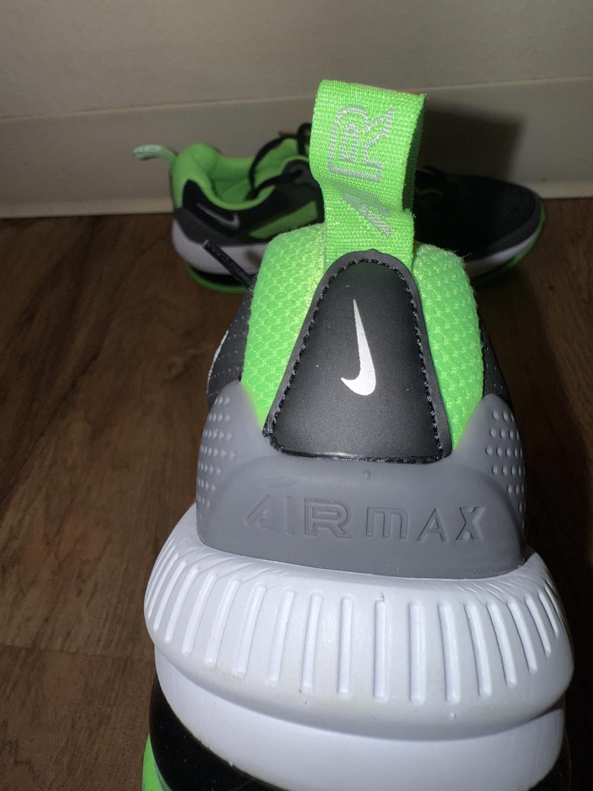 Nike Nike Air Max Genome Black Green (GS) Size US 6.5 / EU 39-40 - 7 Thumbnail