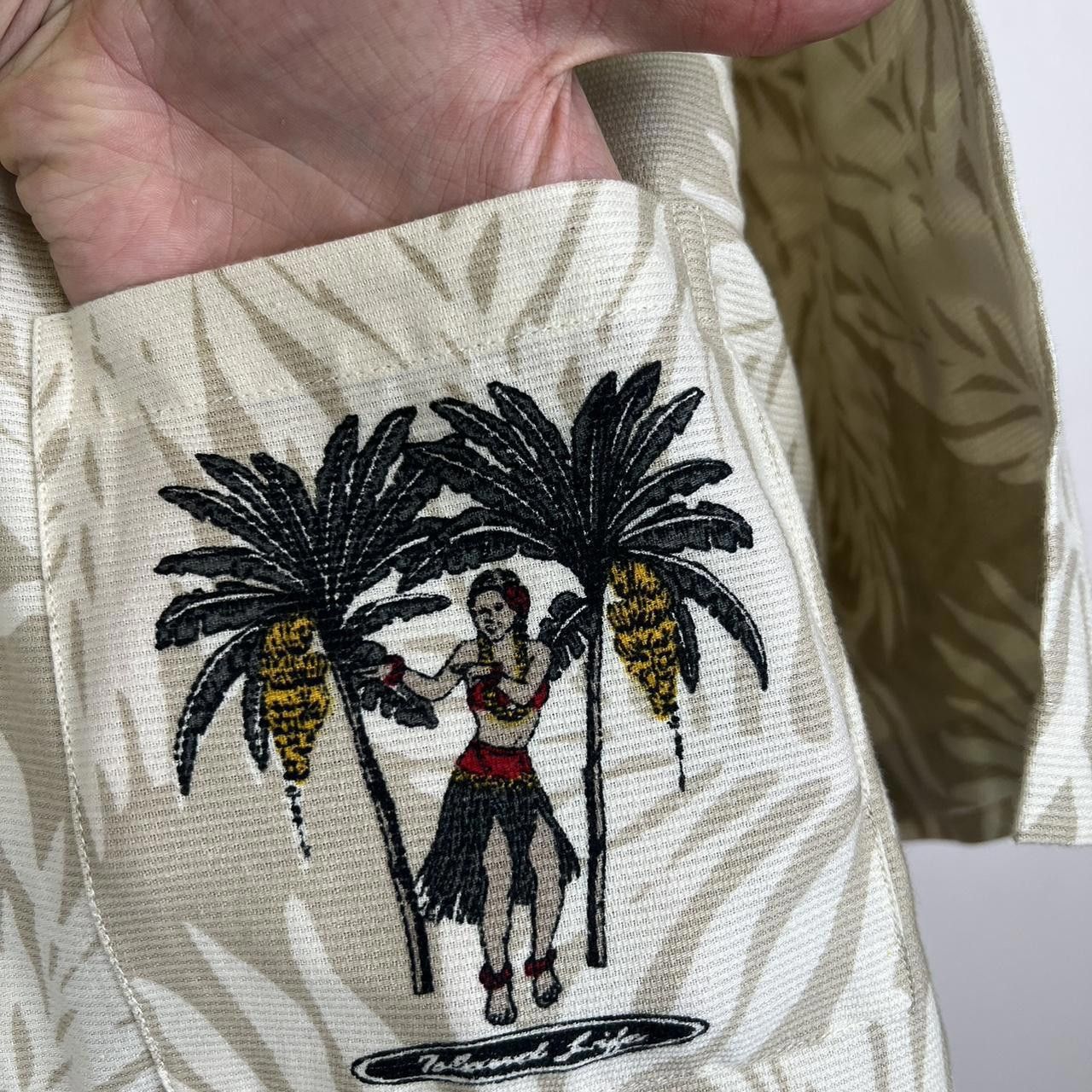 Vintage No Boundaries Tan and cream Hawaiian shirt Size US L / EU 52-54 / 3 - 4 Thumbnail